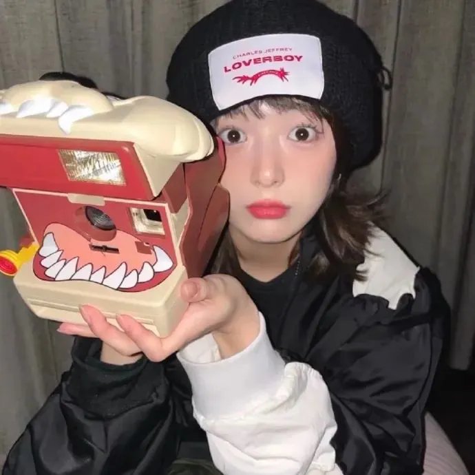 巨星查尔斯·曼森